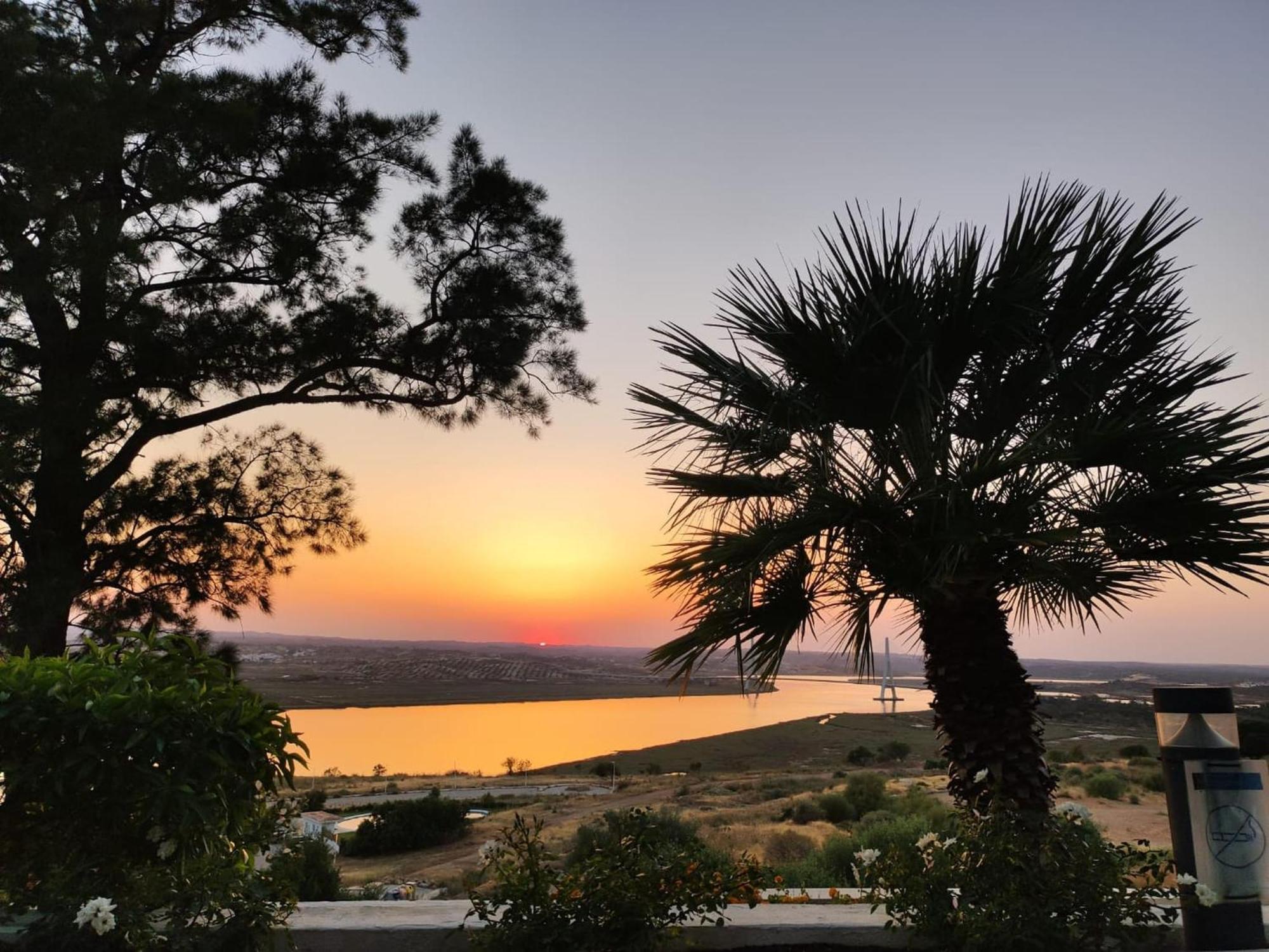Belvilla By Oyo Charming Corner Sea And Sun ايامونتي المظهر الخارجي الصورة